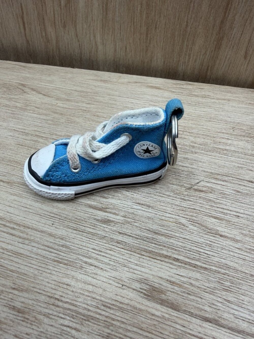 Converse Keychain Key Ring all star sneaker
